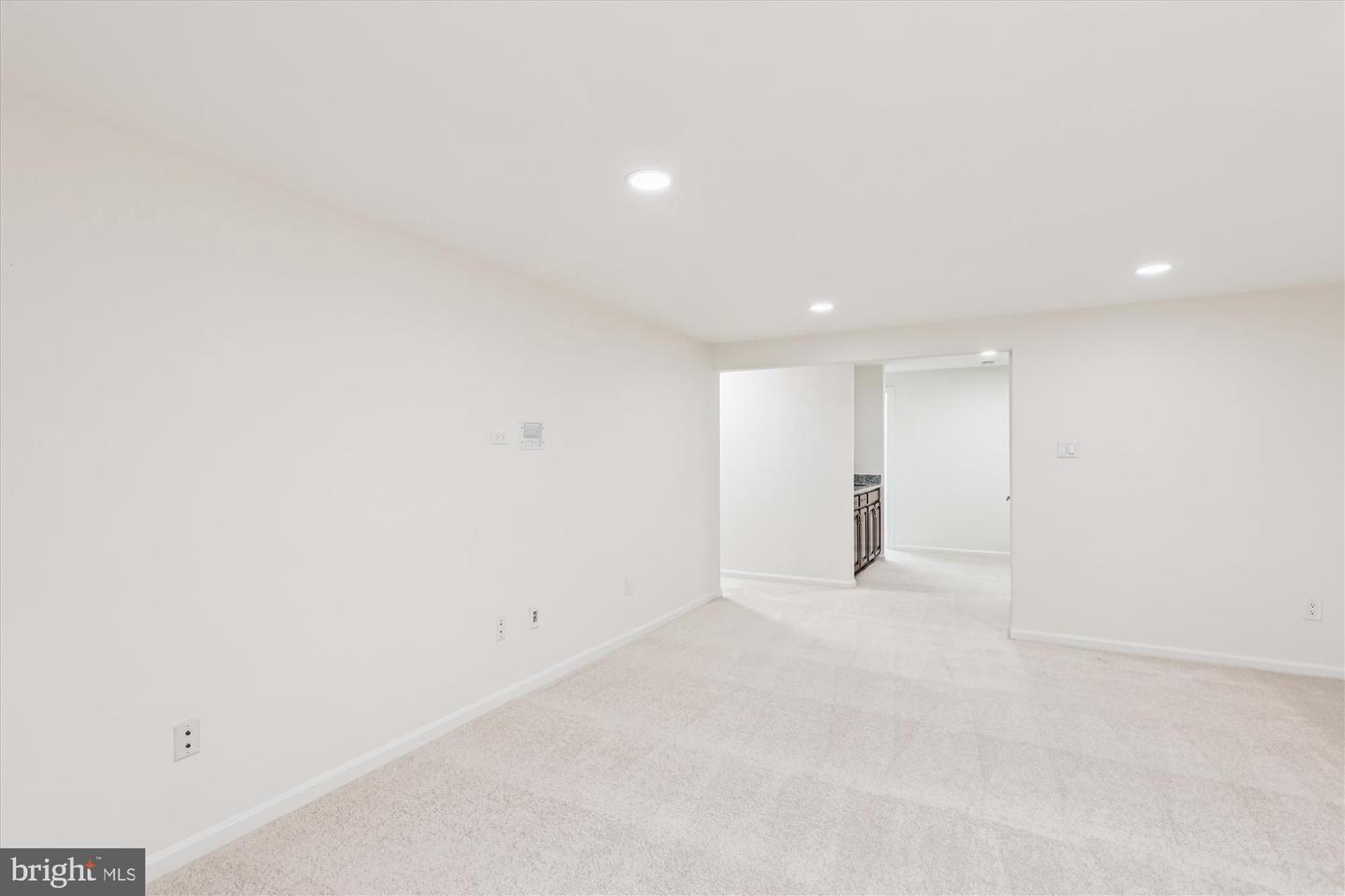 11767 ARBOR GLEN WAY, RESTON, Virginia 20194, 3 Bedrooms Bedrooms, 14 Rooms Rooms,3 BathroomsBathrooms,Residential,For sale,11767 ARBOR GLEN WAY,VAFX2272516 MLS # VAFX2272516