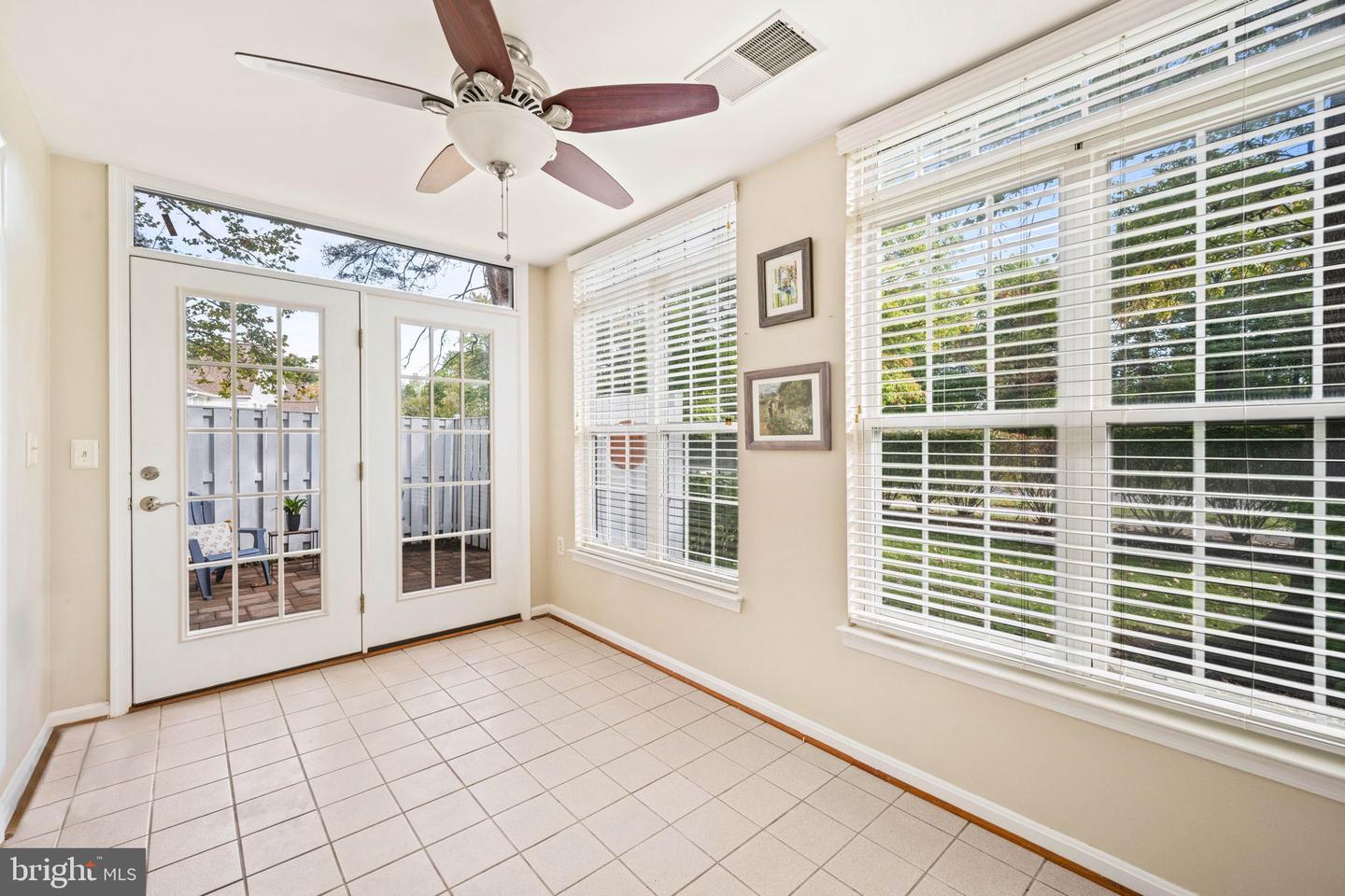 6602 THACKWELL WAY #C, ALEXANDRIA, Virginia 22315, 2 Bedrooms Bedrooms, ,2 BathroomsBathrooms,Residential,For sale,6602 THACKWELL WAY #C,VAFX2272602 MLS # VAFX2272602