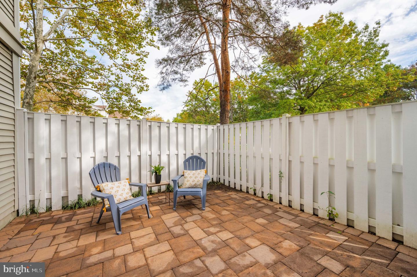 6602 THACKWELL WAY #C, ALEXANDRIA, Virginia 22315, 2 Bedrooms Bedrooms, ,2 BathroomsBathrooms,Residential,For sale,6602 THACKWELL WAY #C,VAFX2272602 MLS # VAFX2272602