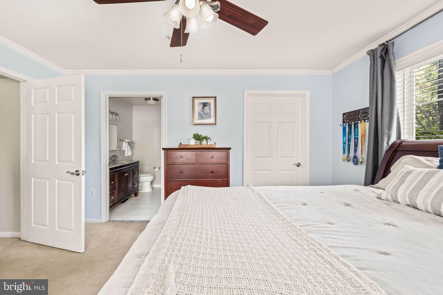 6602 THACKWELL WAY #C, ALEXANDRIA, Virginia 22315, 2 Bedrooms Bedrooms, ,2 BathroomsBathrooms,Residential,For sale,6602 THACKWELL WAY #C,VAFX2272602 MLS # VAFX2272602