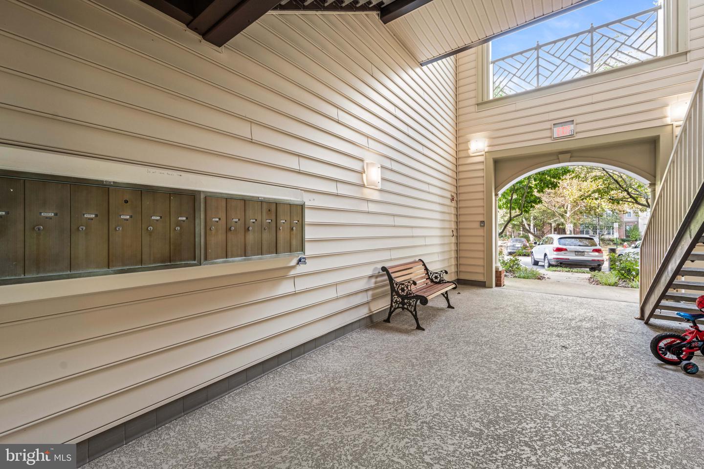 6602 THACKWELL WAY #C, ALEXANDRIA, Virginia 22315, 2 Bedrooms Bedrooms, ,2 BathroomsBathrooms,Residential,For sale,6602 THACKWELL WAY #C,VAFX2272602 MLS # VAFX2272602