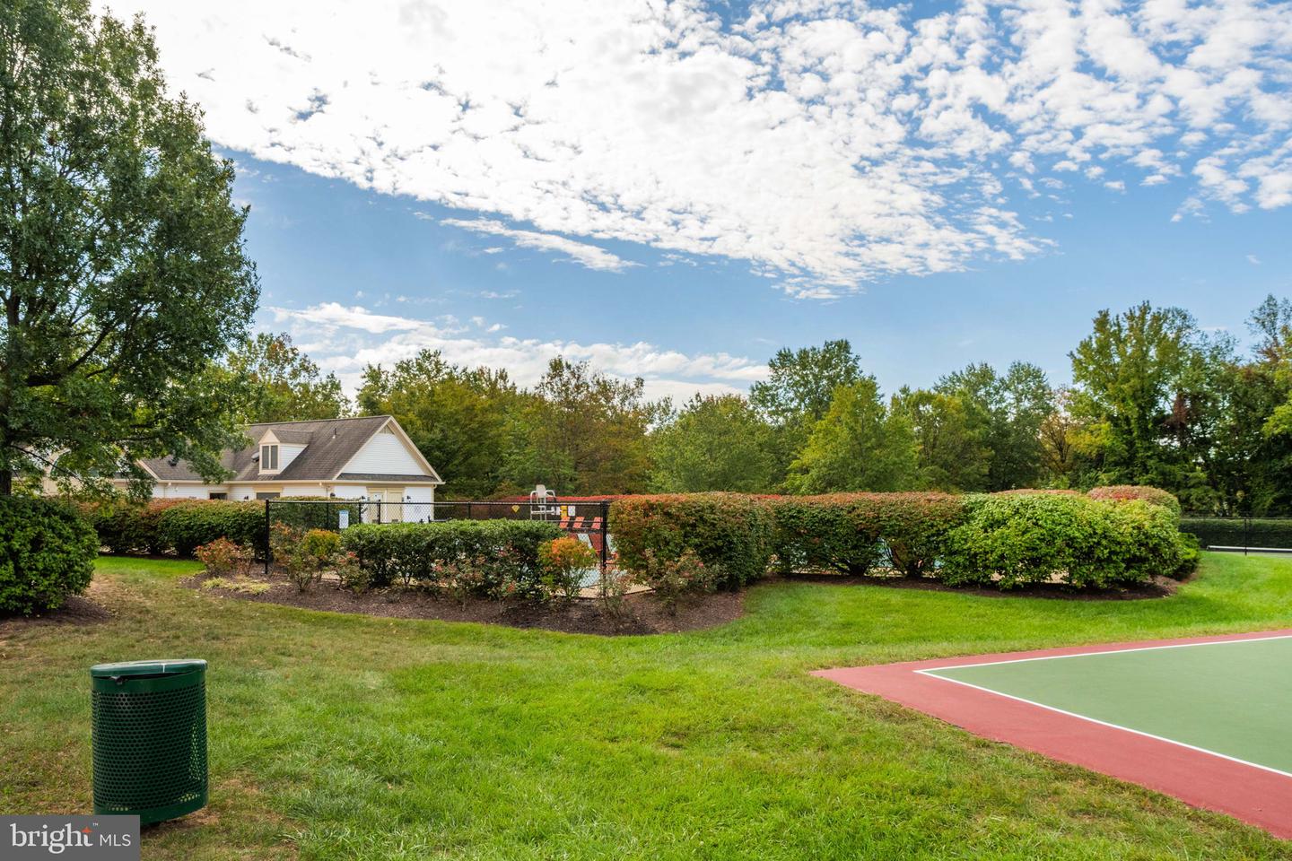 6602 THACKWELL WAY #C, ALEXANDRIA, Virginia 22315, 2 Bedrooms Bedrooms, ,2 BathroomsBathrooms,Residential,For sale,6602 THACKWELL WAY #C,VAFX2272602 MLS # VAFX2272602