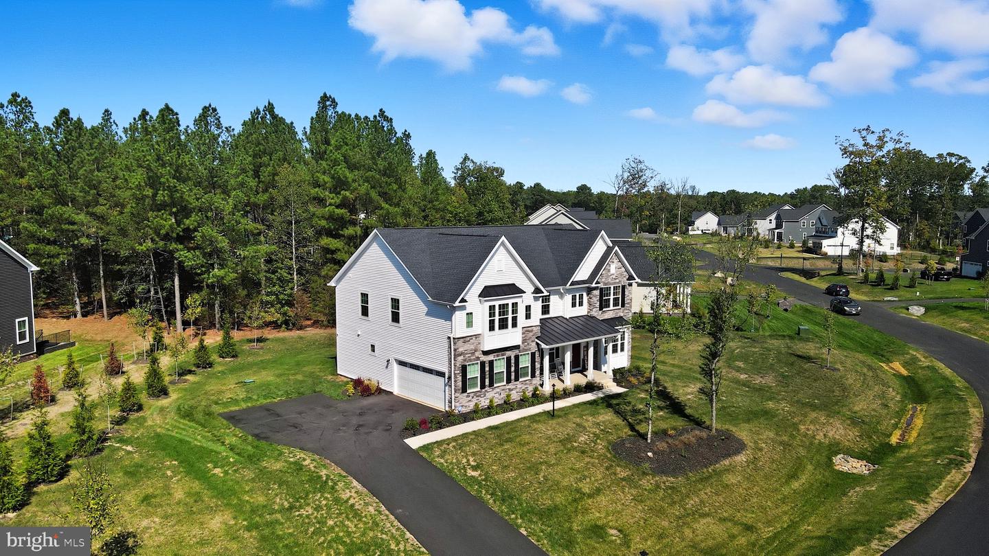 10706 GREEN LEAF RUN, SPOTSYLVANIA, Virginia 22551, 4 Bedrooms Bedrooms, ,4 BathroomsBathrooms,Residential,For sale,10706 GREEN LEAF RUN,VASP2036664 MLS # VASP2036664