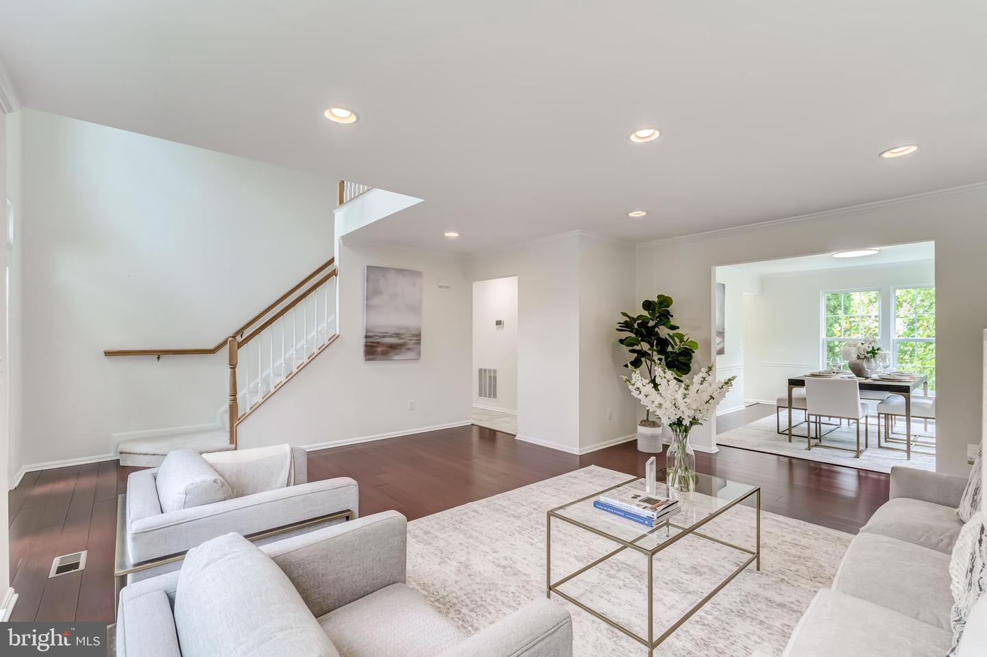 43208 CARDSTON PL, LEESBURG, Virginia 20176, 5 Bedrooms Bedrooms, ,3 BathroomsBathrooms,Residential,For sale,43208 CARDSTON PL,VALO2108190 MLS # VALO2108190