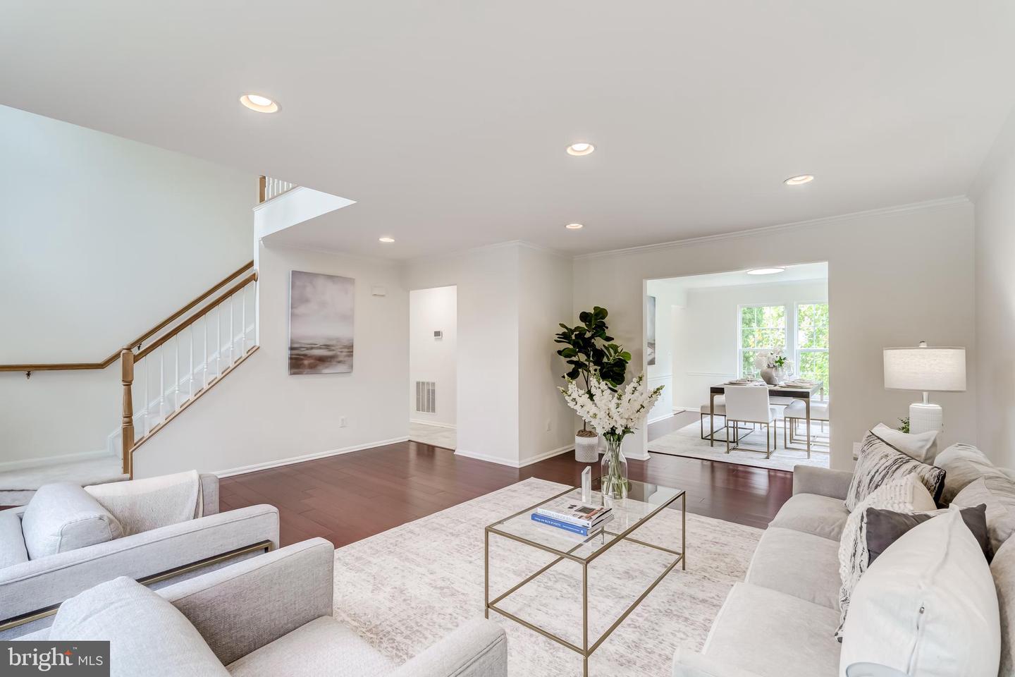 43208 CARDSTON PL, LEESBURG, Virginia 20176, 5 Bedrooms Bedrooms, ,3 BathroomsBathrooms,Residential,For sale,43208 CARDSTON PL,VALO2108190 MLS # VALO2108190
