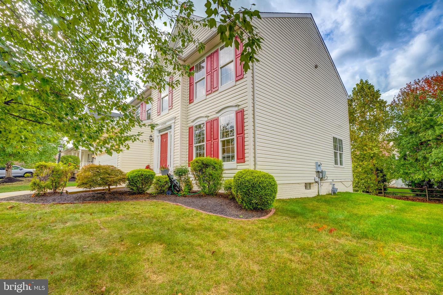 43208 CARDSTON PL, LEESBURG, Virginia 20176, 5 Bedrooms Bedrooms, ,3 BathroomsBathrooms,Residential,For sale,43208 CARDSTON PL,VALO2108190 MLS # VALO2108190
