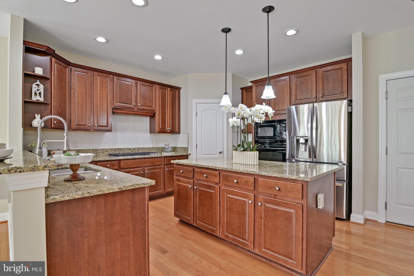 15333 WITS END DR, WOODBRIDGE, Virginia 22193, 6 Bedrooms Bedrooms, 3 Rooms Rooms,4 BathroomsBathrooms,Residential,For sale,15333 WITS END DR,VAPW2105342 MLS # VAPW2105342