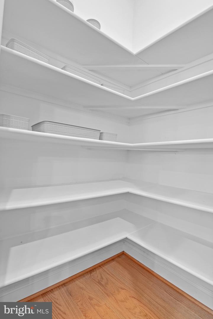 15333 WITS END DR, WOODBRIDGE, Virginia 22193, 6 Bedrooms Bedrooms, 3 Rooms Rooms,4 BathroomsBathrooms,Residential,For sale,15333 WITS END DR,VAPW2105342 MLS # VAPW2105342