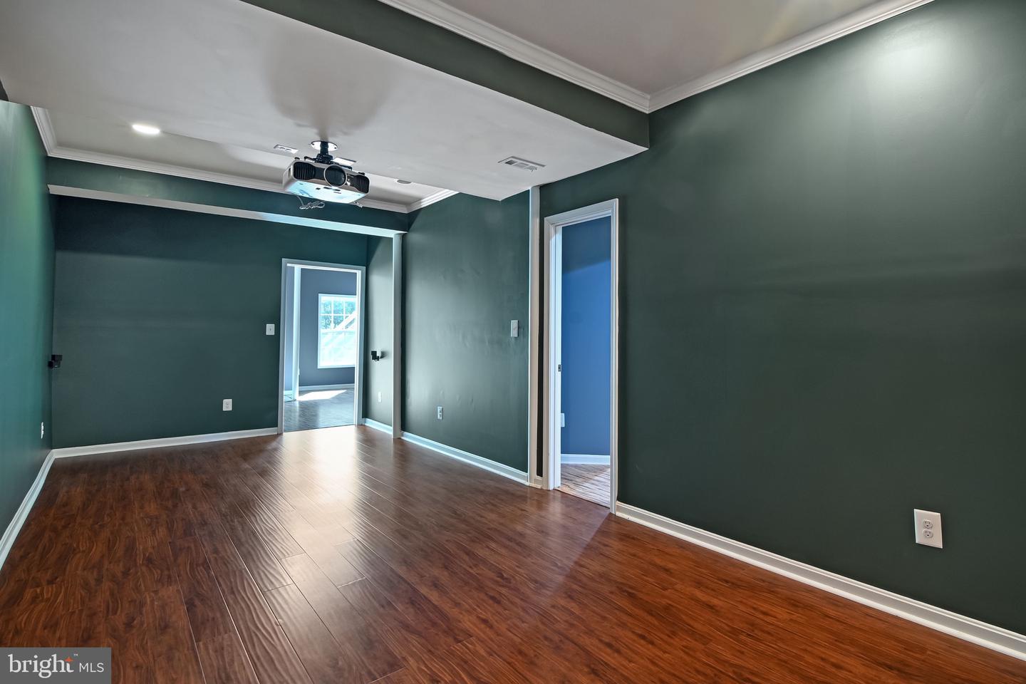 15333 WITS END DR, WOODBRIDGE, Virginia 22193, 6 Bedrooms Bedrooms, 3 Rooms Rooms,4 BathroomsBathrooms,Residential,For sale,15333 WITS END DR,VAPW2105342 MLS # VAPW2105342