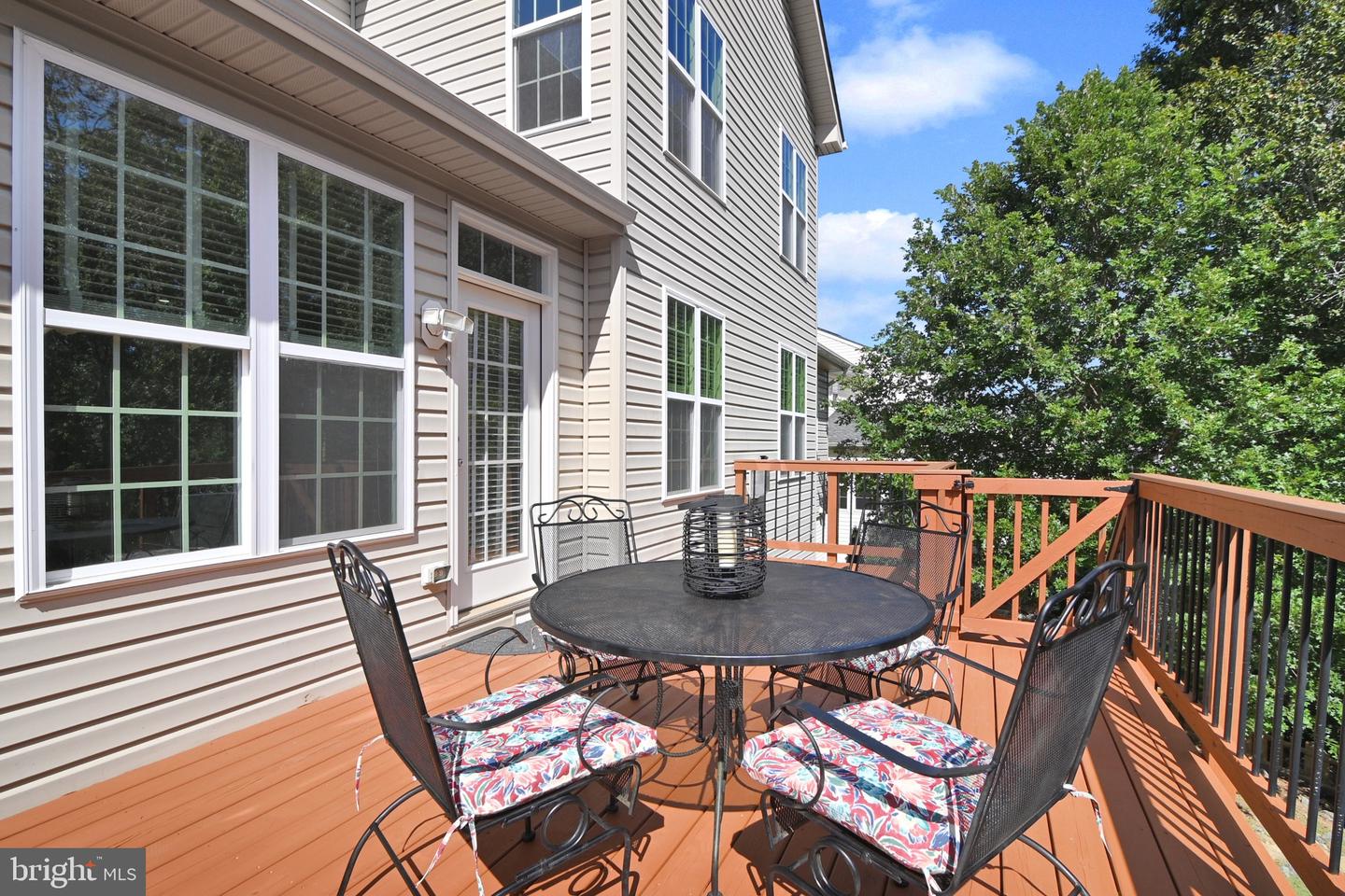 15333 WITS END DR, WOODBRIDGE, Virginia 22193, 6 Bedrooms Bedrooms, 3 Rooms Rooms,4 BathroomsBathrooms,Residential,For sale,15333 WITS END DR,VAPW2105342 MLS # VAPW2105342