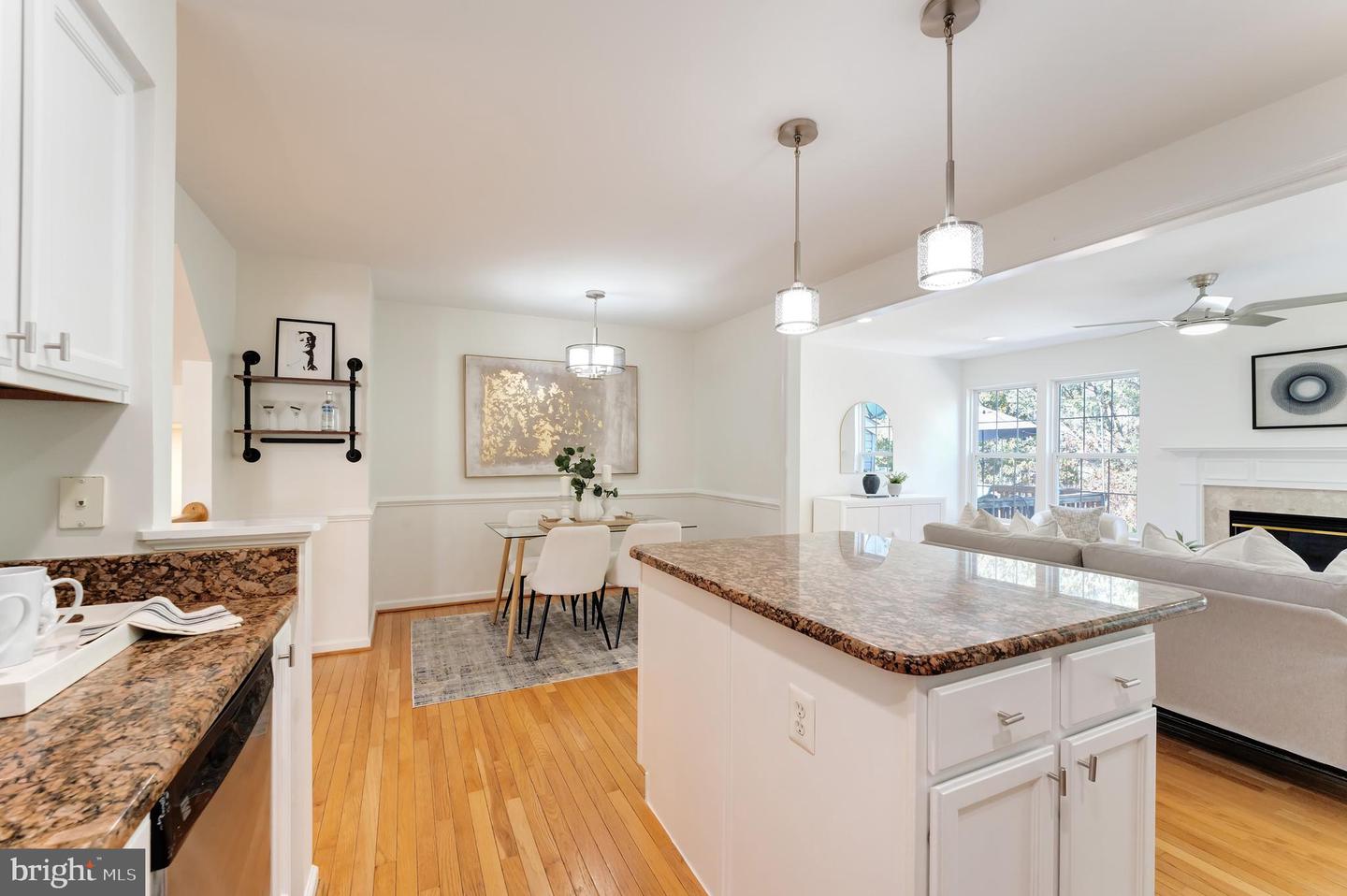 23017 POTOMAC HILL SQ, STERLING, Virginia 20166, 3 Bedrooms Bedrooms, ,3 BathroomsBathrooms,Residential,For sale,23017 POTOMAC HILL SQ,VALO2108208 MLS # VALO2108208