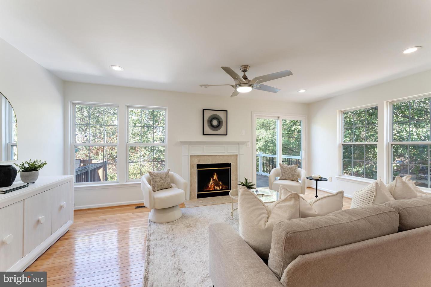 23017 POTOMAC HILL SQ, STERLING, Virginia 20166, 3 Bedrooms Bedrooms, ,3 BathroomsBathrooms,Residential,For sale,23017 POTOMAC HILL SQ,VALO2108208 MLS # VALO2108208