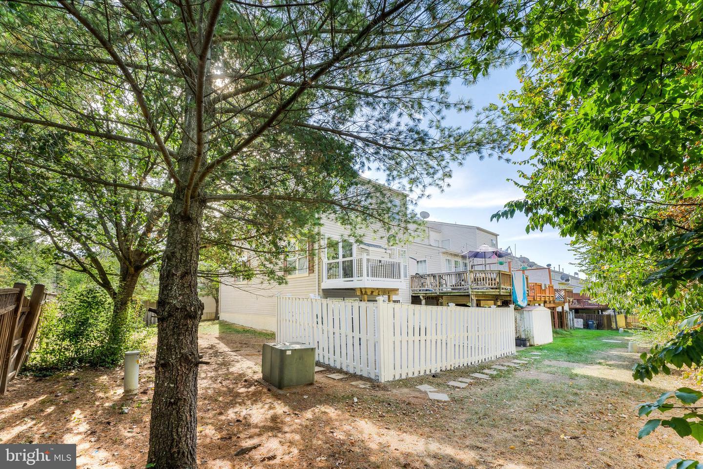 23017 POTOMAC HILL SQ, STERLING, Virginia 20166, 3 Bedrooms Bedrooms, ,3 BathroomsBathrooms,Residential,For sale,23017 POTOMAC HILL SQ,VALO2108208 MLS # VALO2108208
