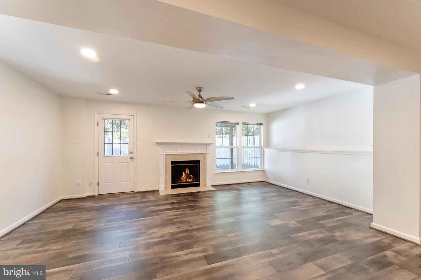 23017 POTOMAC HILL SQ, STERLING, Virginia 20166, 3 Bedrooms Bedrooms, ,3 BathroomsBathrooms,Residential,For sale,23017 POTOMAC HILL SQ,VALO2108208 MLS # VALO2108208
