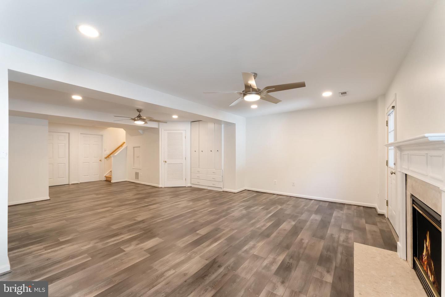 23017 POTOMAC HILL SQ, STERLING, Virginia 20166, 3 Bedrooms Bedrooms, ,3 BathroomsBathrooms,Residential,For sale,23017 POTOMAC HILL SQ,VALO2108208 MLS # VALO2108208