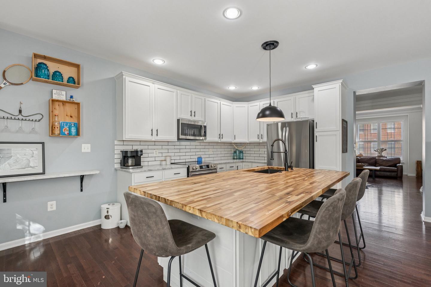 203 CENNING TER, PURCELLVILLE, Virginia 20132, 4 Bedrooms Bedrooms, ,3 BathroomsBathrooms,Residential,For sale,203 CENNING TER,VALO2108222 MLS # VALO2108222