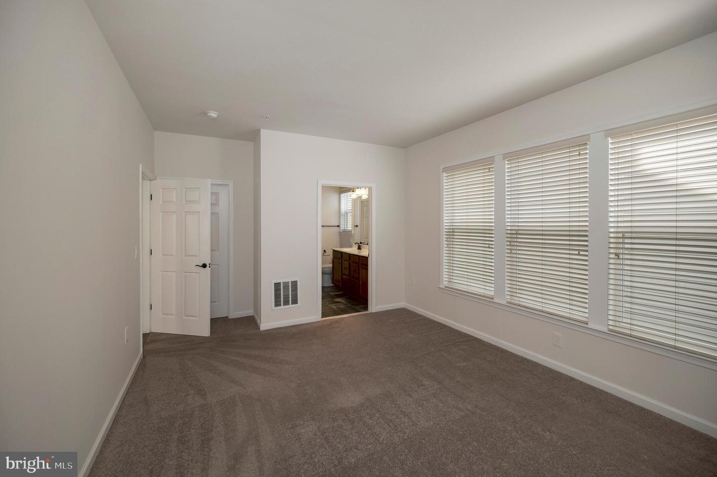 196 DENISON ST, FREDERICKSBURG, Virginia 22406, 2 Bedrooms Bedrooms, ,2 BathroomsBathrooms,Residential,For sale,196 DENISON ST,VAST2043260 MLS # VAST2043260