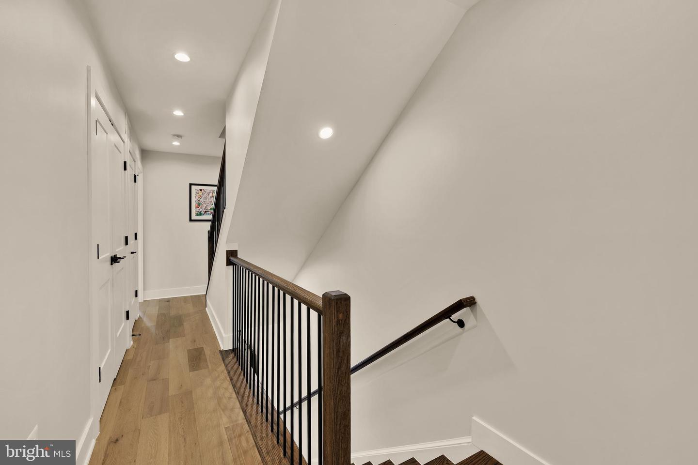 1117 QUEEN ST, ALEXANDRIA, Virginia 22314, 2 Bedrooms Bedrooms, ,2 BathroomsBathrooms,Residential,For sale,1117 QUEEN ST,VAAX2050482 MLS # VAAX2050482