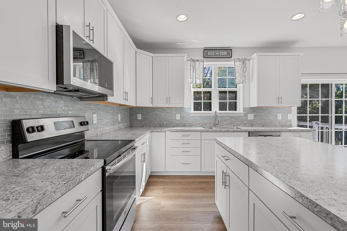 604 SAVILE ROW TER, PURCELLVILLE, Virginia 20132, 3 Bedrooms Bedrooms, ,2 BathroomsBathrooms,Residential,For sale,604 SAVILE ROW TER,VALO2108232 MLS # VALO2108232