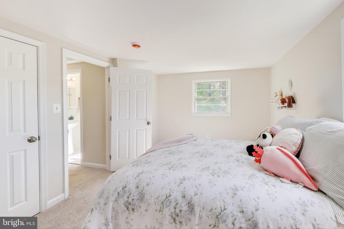 2107 PATRICK ST, WOODBRIDGE, Virginia 22191, 4 Bedrooms Bedrooms, ,2 BathroomsBathrooms,Residential,For sale,2107 PATRICK ST,VAPW2105370 MLS # VAPW2105370