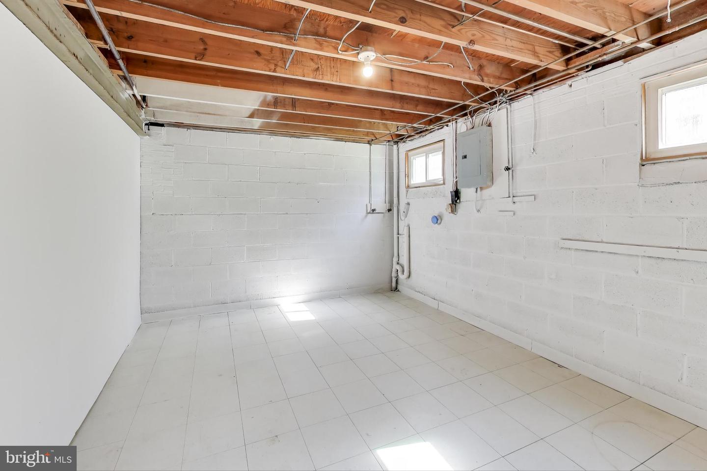 2107 PATRICK ST, WOODBRIDGE, Virginia 22191, 4 Bedrooms Bedrooms, ,2 BathroomsBathrooms,Residential,For sale,2107 PATRICK ST,VAPW2105370 MLS # VAPW2105370