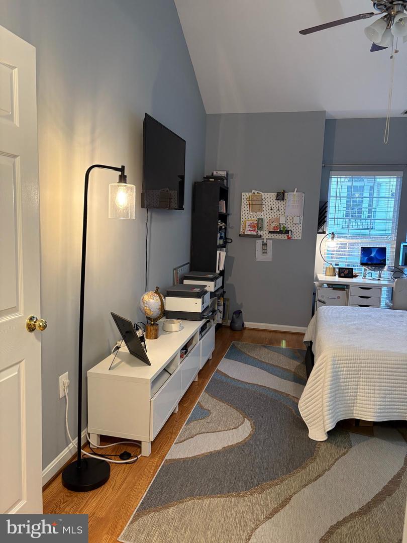 4139 FOUNTAINSIDE LN #F-301, FAIRFAX, Virginia 22030, 3 Bedrooms Bedrooms, ,2 BathroomsBathrooms,Residential,For sale,4139 FOUNTAINSIDE LN #F-301,VAFX2272678 MLS # VAFX2272678