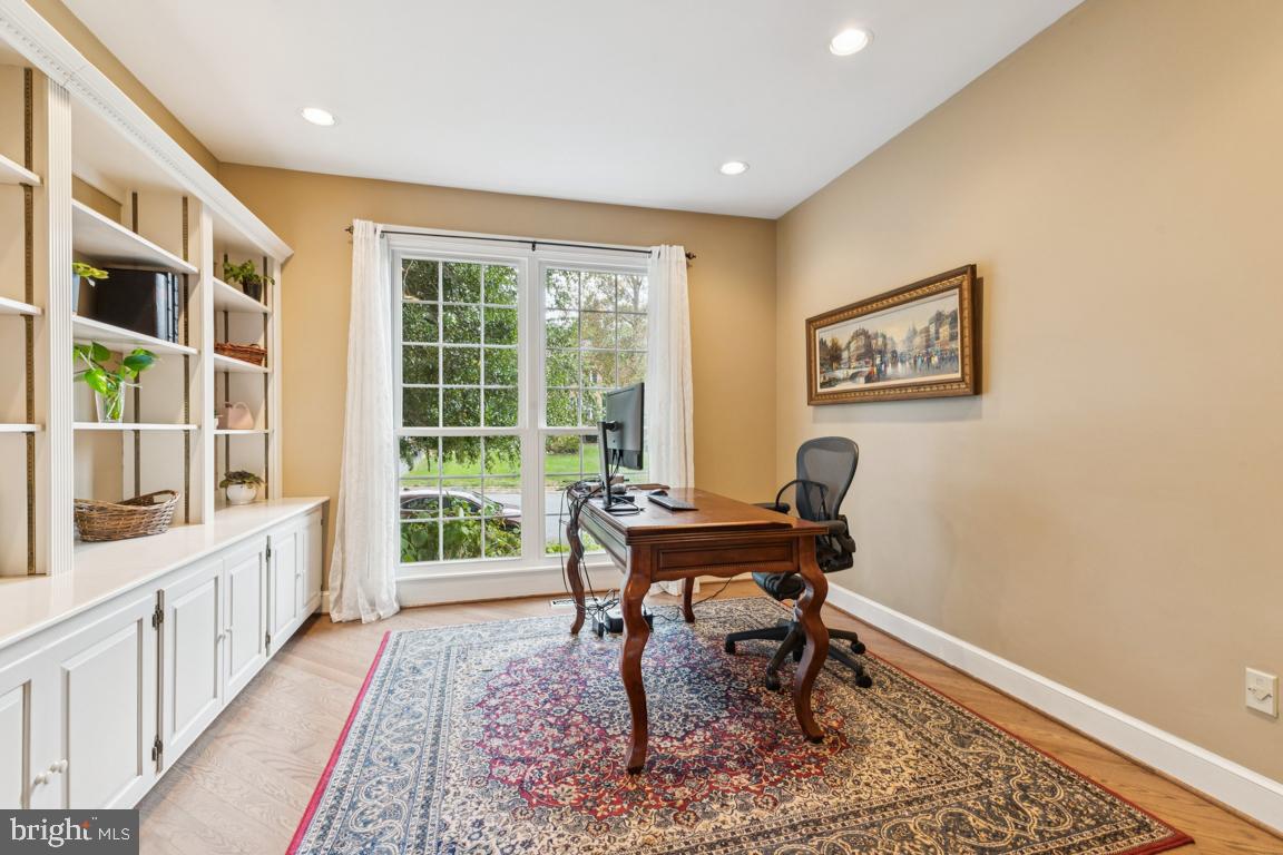 15181 STILLFIELD PL, CENTREVILLE, Virginia 20120, 4 Bedrooms Bedrooms, ,3 BathroomsBathrooms,Residential,For sale,15181 STILLFIELD PL,VAFX2272716 MLS # VAFX2272716