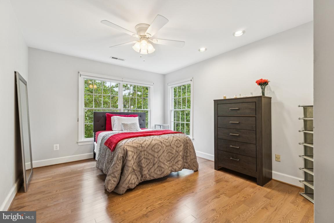 15181 STILLFIELD PL, CENTREVILLE, Virginia 20120, 4 Bedrooms Bedrooms, ,3 BathroomsBathrooms,Residential,For sale,15181 STILLFIELD PL,VAFX2272716 MLS # VAFX2272716