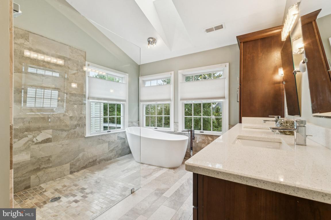 15181 STILLFIELD PL, CENTREVILLE, Virginia 20120, 4 Bedrooms Bedrooms, ,3 BathroomsBathrooms,Residential,For sale,15181 STILLFIELD PL,VAFX2272716 MLS # VAFX2272716