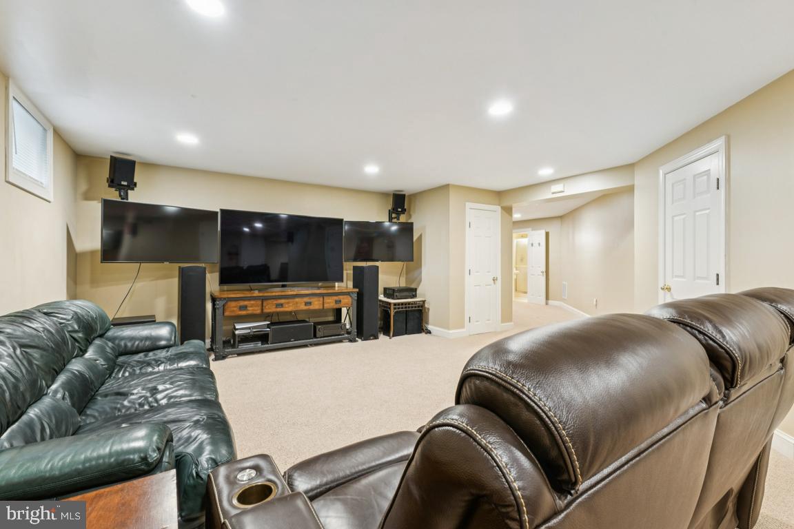 15181 STILLFIELD PL, CENTREVILLE, Virginia 20120, 4 Bedrooms Bedrooms, ,3 BathroomsBathrooms,Residential,For sale,15181 STILLFIELD PL,VAFX2272716 MLS # VAFX2272716