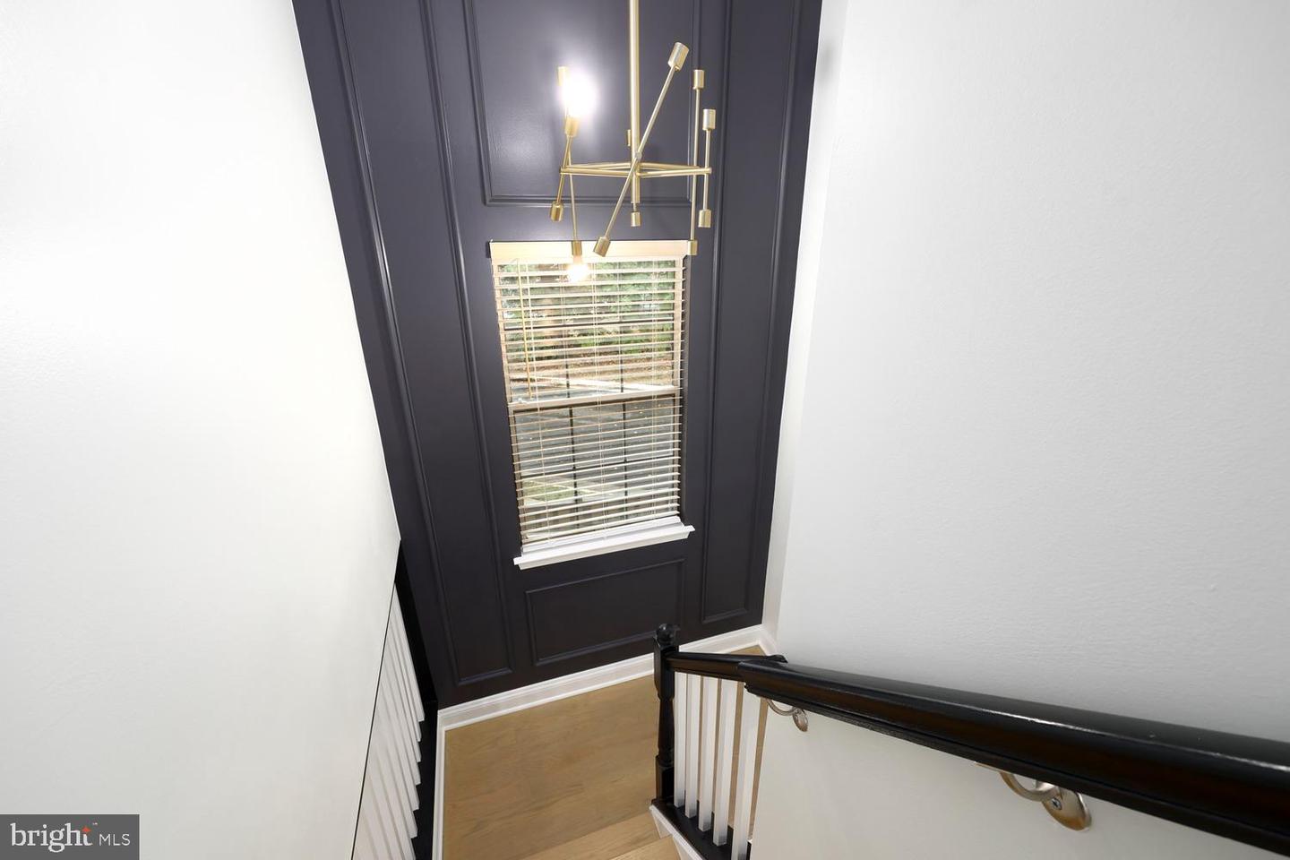 14415 GLENCREST CIR #112, CENTREVILLE, Virginia 20120, 3 Bedrooms Bedrooms, ,2 BathroomsBathrooms,Residential,For sale,14415 GLENCREST CIR #112,VAFX2272722 MLS # VAFX2272722