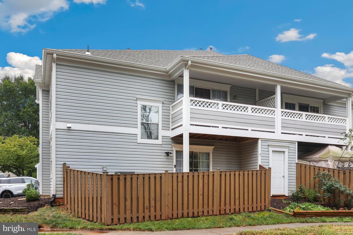 14415 GLENCREST CIR #112, CENTREVILLE, Virginia 20120, 3 Bedrooms Bedrooms, ,2 BathroomsBathrooms,Residential,For sale,14415 GLENCREST CIR #112,VAFX2272722 MLS # VAFX2272722