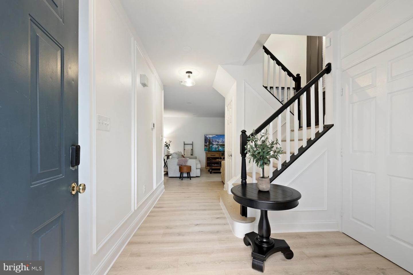 14415 GLENCREST CIR #112, CENTREVILLE, Virginia 20120, 3 Bedrooms Bedrooms, ,2 BathroomsBathrooms,Residential,For sale,14415 GLENCREST CIR #112,VAFX2272722 MLS # VAFX2272722