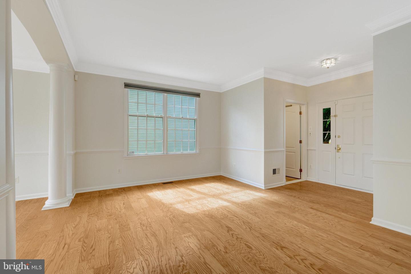 20250 MILLSTEAD DR, ASHBURN, Virginia 20147, 4 Bedrooms Bedrooms, ,3 BathroomsBathrooms,Residential,For sale,20250 MILLSTEAD DR,VALO2108322 MLS # VALO2108322