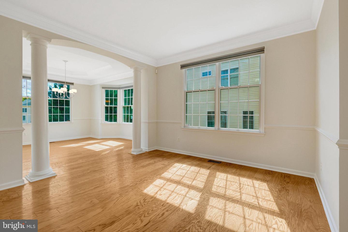 20250 MILLSTEAD DR, ASHBURN, Virginia 20147, 4 Bedrooms Bedrooms, ,3 BathroomsBathrooms,Residential,For sale,20250 MILLSTEAD DR,VALO2108322 MLS # VALO2108322