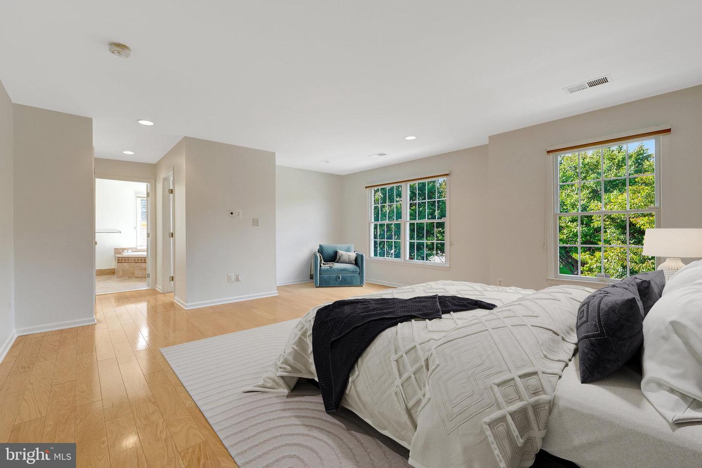 20250 MILLSTEAD DR, ASHBURN, Virginia 20147, 4 Bedrooms Bedrooms, ,3 BathroomsBathrooms,Residential,For sale,20250 MILLSTEAD DR,VALO2108322 MLS # VALO2108322