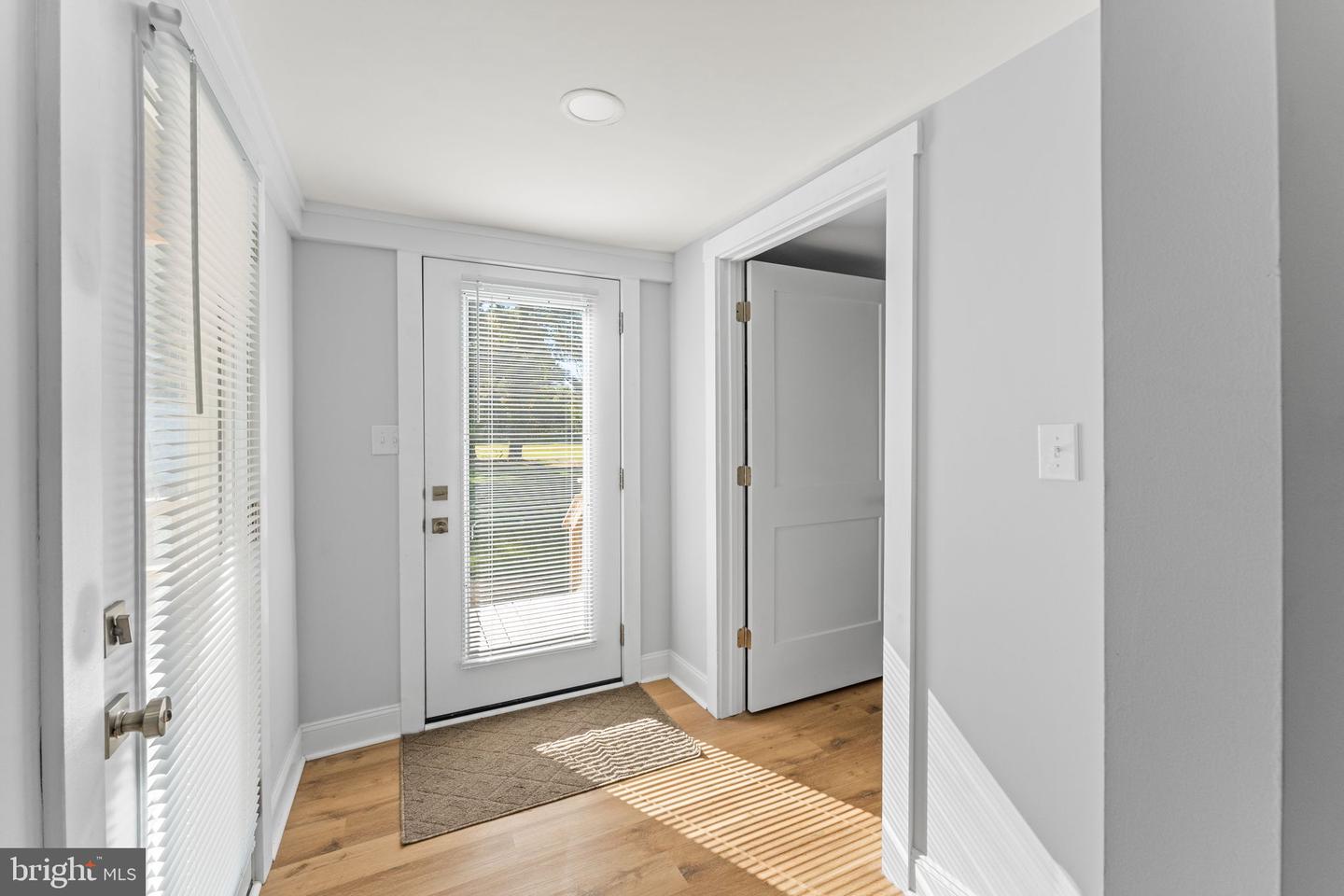 72 JAMES LN, WEEMS, Virginia 22576, 2 Bedrooms Bedrooms, ,1 BathroomBathrooms,Residential,For sale,72 JAMES LN,VALV2000884 MLS # VALV2000884