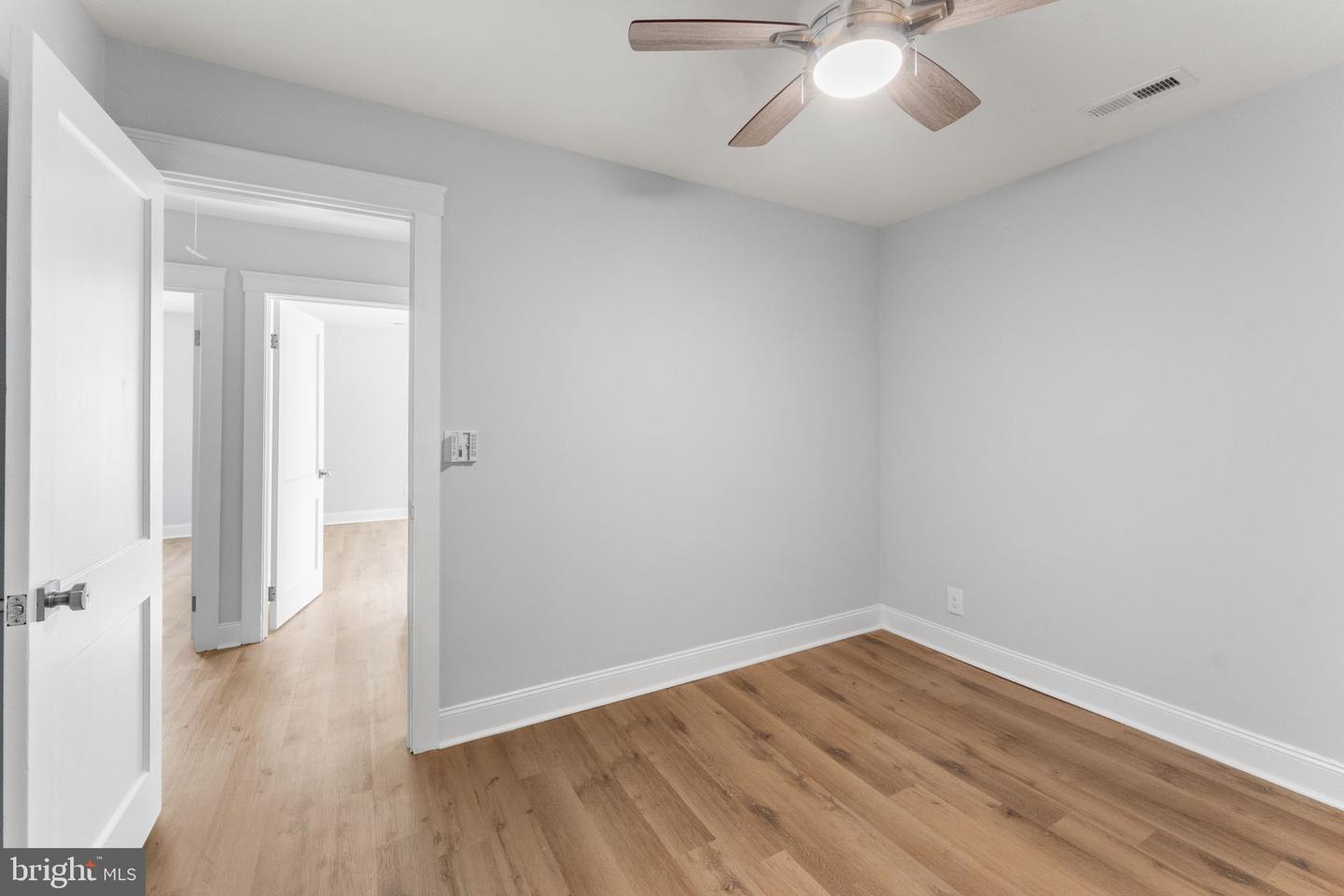 72 JAMES LN, WEEMS, Virginia 22576, 2 Bedrooms Bedrooms, ,1 BathroomBathrooms,Residential,For sale,72 JAMES LN,VALV2000884 MLS # VALV2000884