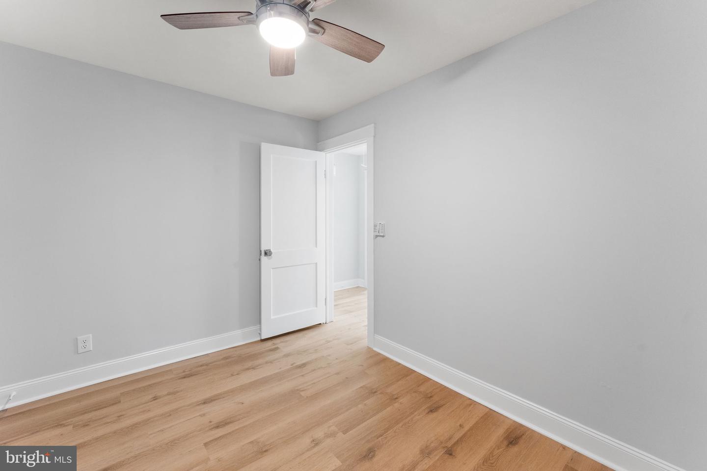 72 JAMES LN, WEEMS, Virginia 22576, 2 Bedrooms Bedrooms, ,1 BathroomBathrooms,Residential,For sale,72 JAMES LN,VALV2000884 MLS # VALV2000884