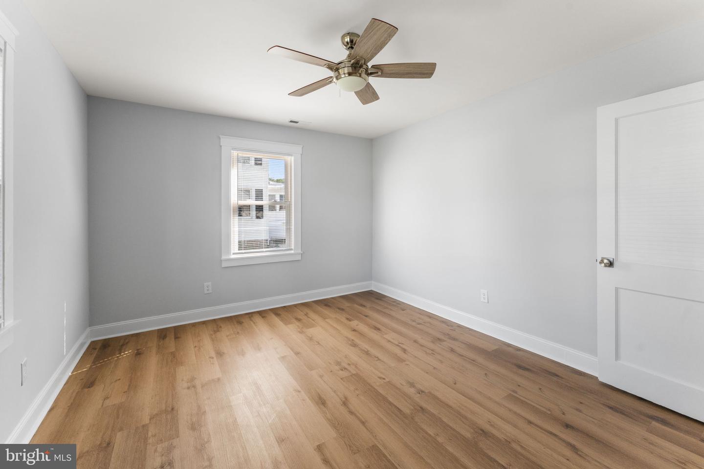 72 JAMES LN, WEEMS, Virginia 22576, 2 Bedrooms Bedrooms, ,1 BathroomBathrooms,Residential,For sale,72 JAMES LN,VALV2000884 MLS # VALV2000884