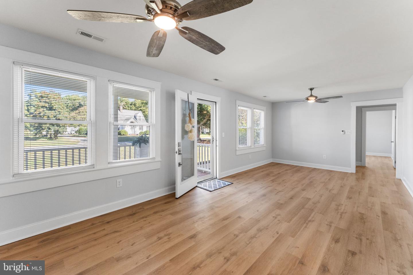 72 JAMES LN, WEEMS, Virginia 22576, 2 Bedrooms Bedrooms, ,1 BathroomBathrooms,Residential,For sale,72 JAMES LN,VALV2000884 MLS # VALV2000884