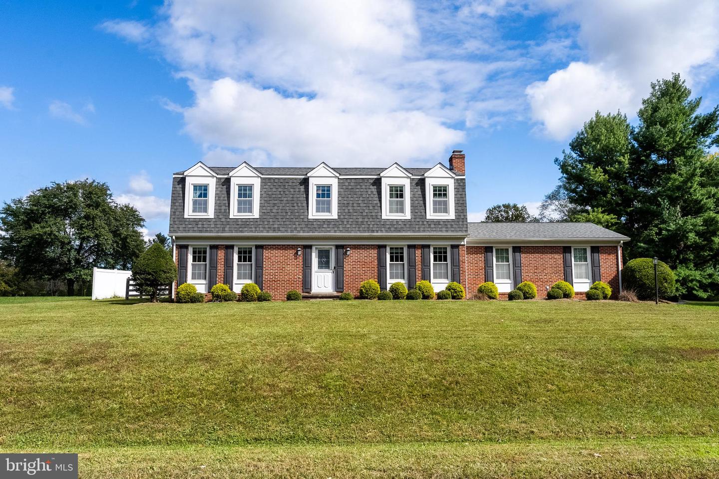 17412 MADISON AVE, HAMILTON, Virginia 20158, 4 Bedrooms Bedrooms, ,2 BathroomsBathrooms,Residential,For sale,17412 MADISON AVE,VALO2108374 MLS # VALO2108374