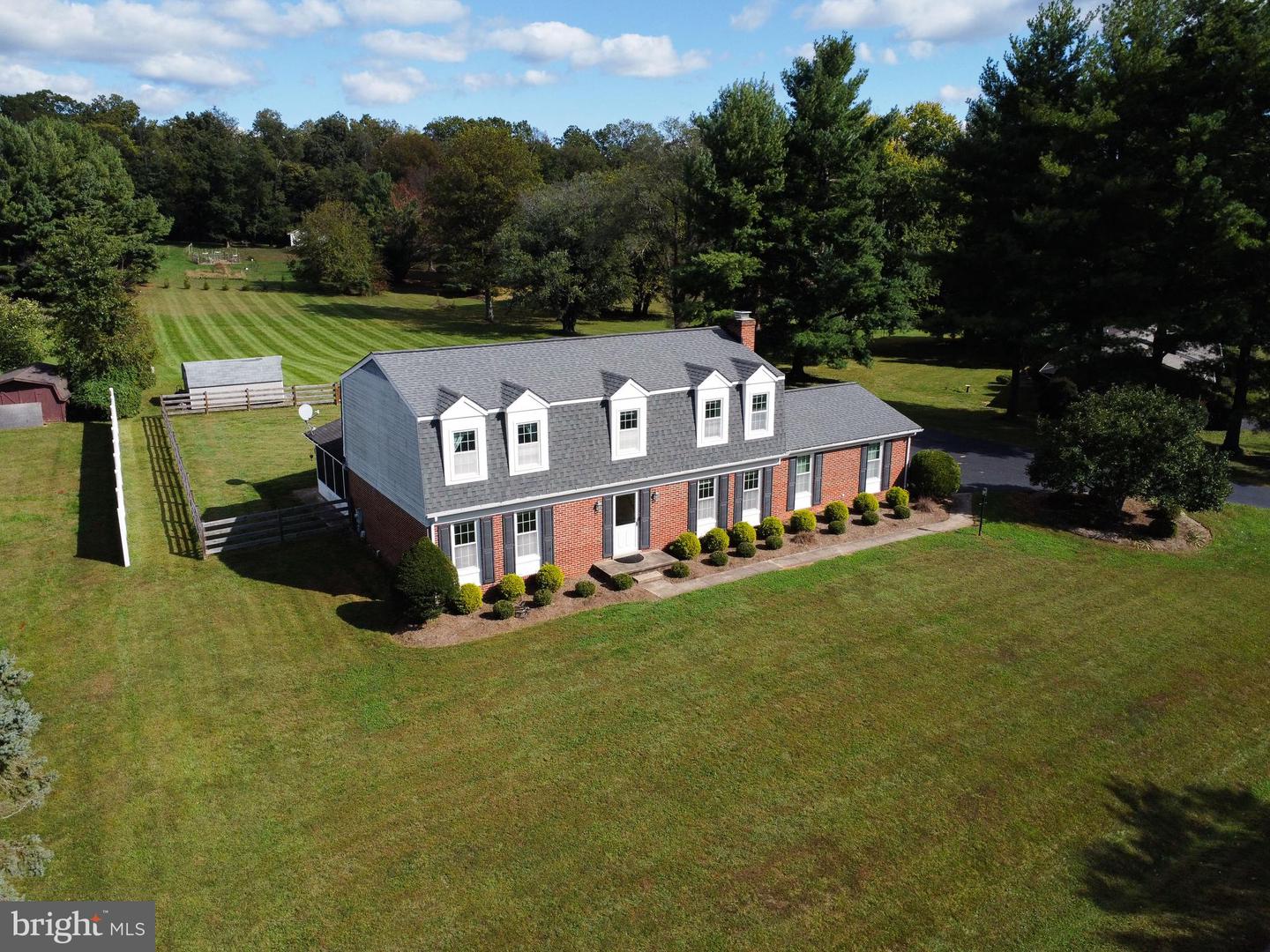 17412 MADISON AVE, HAMILTON, Virginia 20158, 4 Bedrooms Bedrooms, ,2 BathroomsBathrooms,Residential,For sale,17412 MADISON AVE,VALO2108374 MLS # VALO2108374