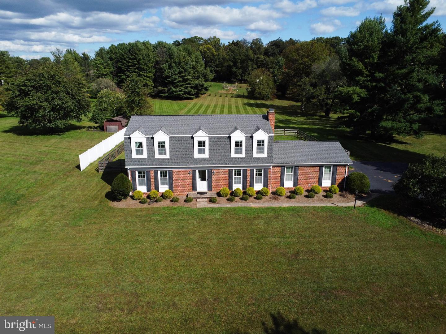 17412 MADISON AVE, HAMILTON, Virginia 20158, 4 Bedrooms Bedrooms, ,2 BathroomsBathrooms,Residential,For sale,17412 MADISON AVE,VALO2108374 MLS # VALO2108374