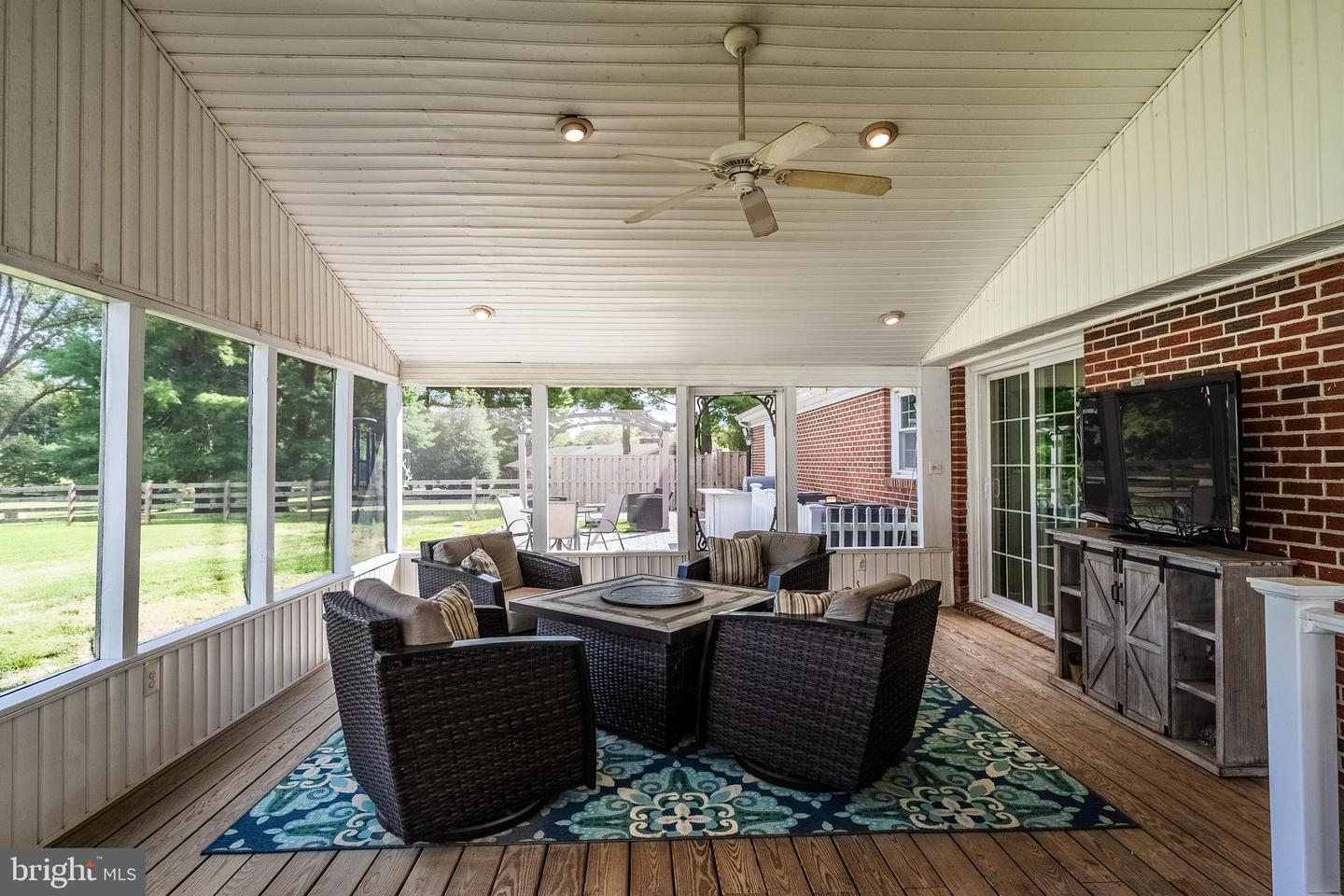 17412 MADISON AVE, HAMILTON, Virginia 20158, 4 Bedrooms Bedrooms, ,2 BathroomsBathrooms,Residential,For sale,17412 MADISON AVE,VALO2108374 MLS # VALO2108374