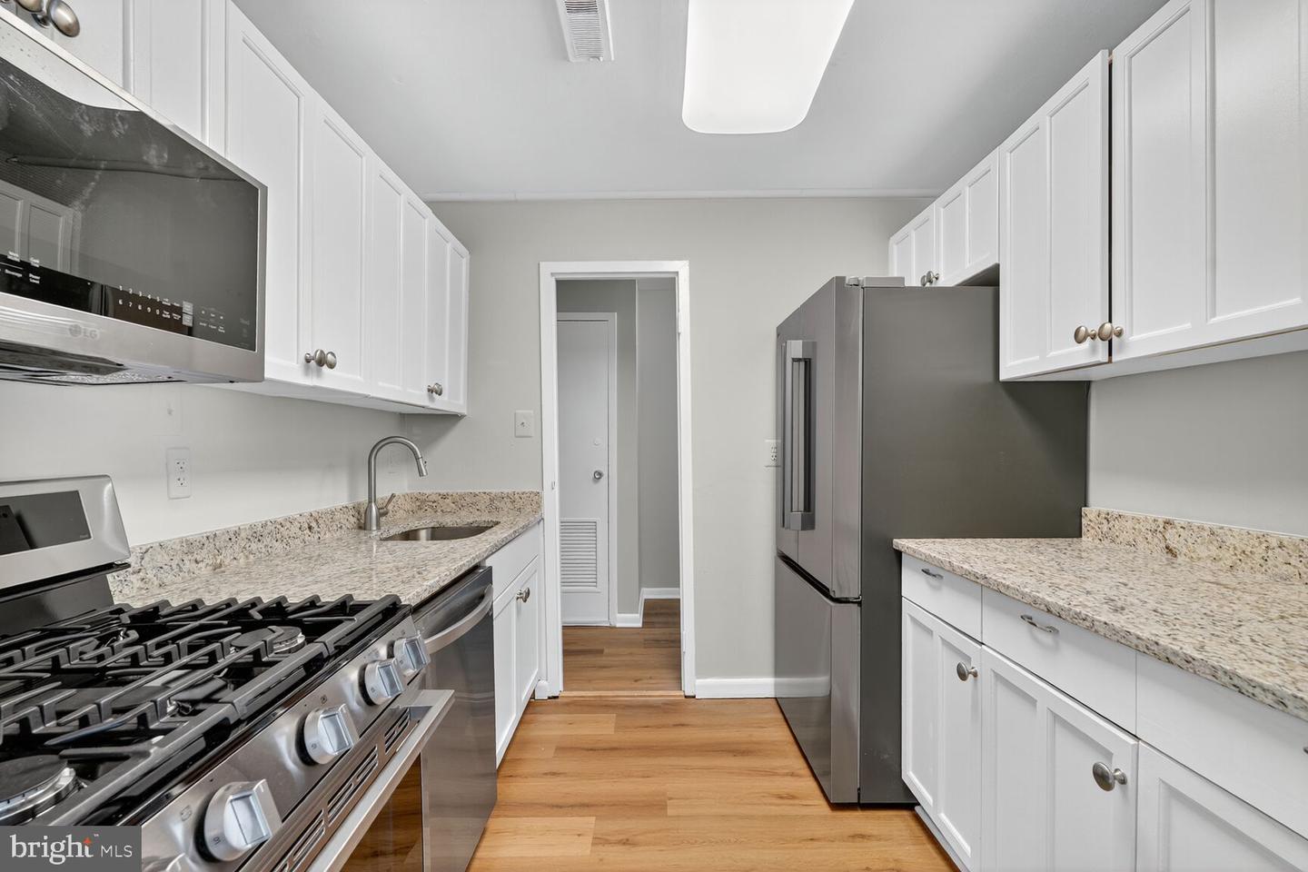 6001 ARLINGTON BLVD #118, FALLS CHURCH, Virginia 22044, 2 Bedrooms Bedrooms, ,2 BathroomsBathrooms,Residential,For sale,6001 ARLINGTON BLVD #118,VAFX2273128 MLS # VAFX2273128 6001 ARLINGTON BLVD #118, FALLS CHURCH, Virginia 22044, 2 Bedrooms Bedrooms, ,2 BathroomsBathrooms,Residential,For sale,6001 ARLINGTON BLVD #118,VAFX2273128 MLS # VAFX2273128