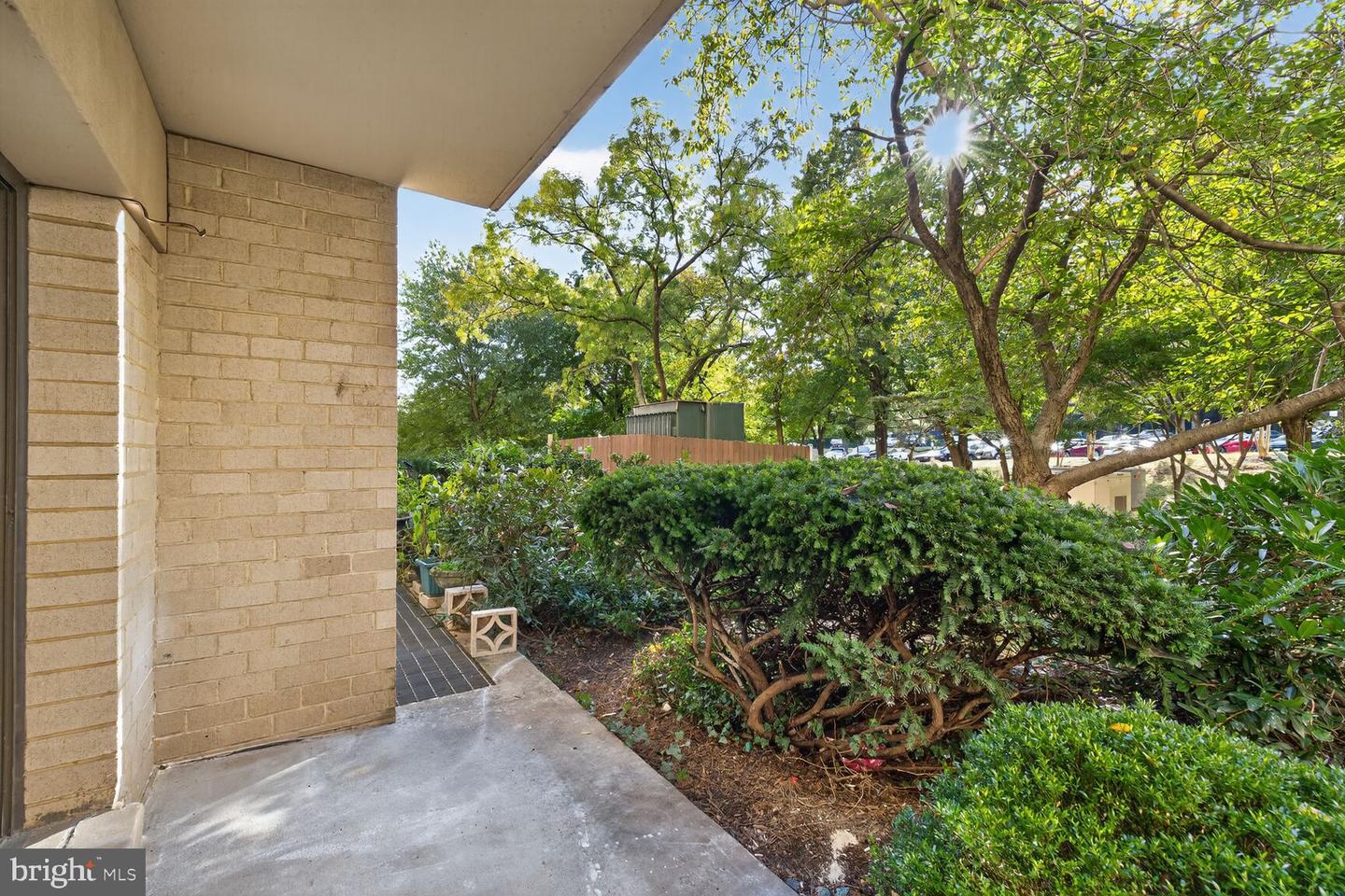 6001 ARLINGTON BLVD #118, FALLS CHURCH, Virginia 22044, 2 Bedrooms Bedrooms, ,2 BathroomsBathrooms,Residential,For sale,6001 ARLINGTON BLVD #118,VAFX2273128 MLS # VAFX2273128 6001 ARLINGTON BLVD #118, FALLS CHURCH, Virginia 22044, 2 Bedrooms Bedrooms, ,2 BathroomsBathrooms,Residential,For sale,6001 ARLINGTON BLVD #118,VAFX2273128 MLS # VAFX2273128