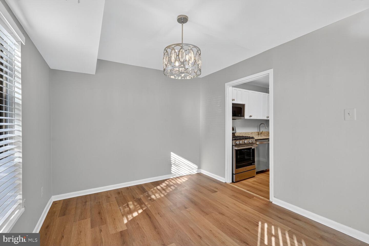 6001 ARLINGTON BLVD #118, FALLS CHURCH, Virginia 22044, 2 Bedrooms Bedrooms, ,2 BathroomsBathrooms,Residential,For sale,6001 ARLINGTON BLVD #118,VAFX2273128 MLS # VAFX2273128 6001 ARLINGTON BLVD #118, FALLS CHURCH, Virginia 22044, 2 Bedrooms Bedrooms, ,2 BathroomsBathrooms,Residential,For sale,6001 ARLINGTON BLVD #118,VAFX2273128 MLS # VAFX2273128