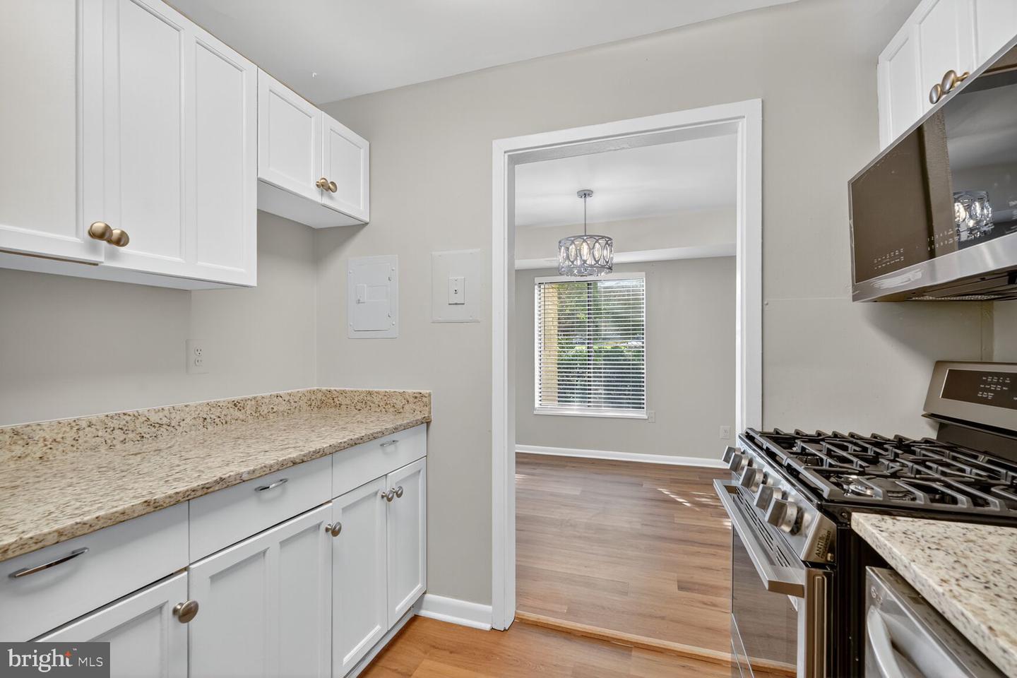 6001 ARLINGTON BLVD #118, FALLS CHURCH, Virginia 22044, 2 Bedrooms Bedrooms, ,2 BathroomsBathrooms,Residential,For sale,6001 ARLINGTON BLVD #118,VAFX2273128 MLS # VAFX2273128 6001 ARLINGTON BLVD #118, FALLS CHURCH, Virginia 22044, 2 Bedrooms Bedrooms, ,2 BathroomsBathrooms,Residential,For sale,6001 ARLINGTON BLVD #118,VAFX2273128 MLS # VAFX2273128
