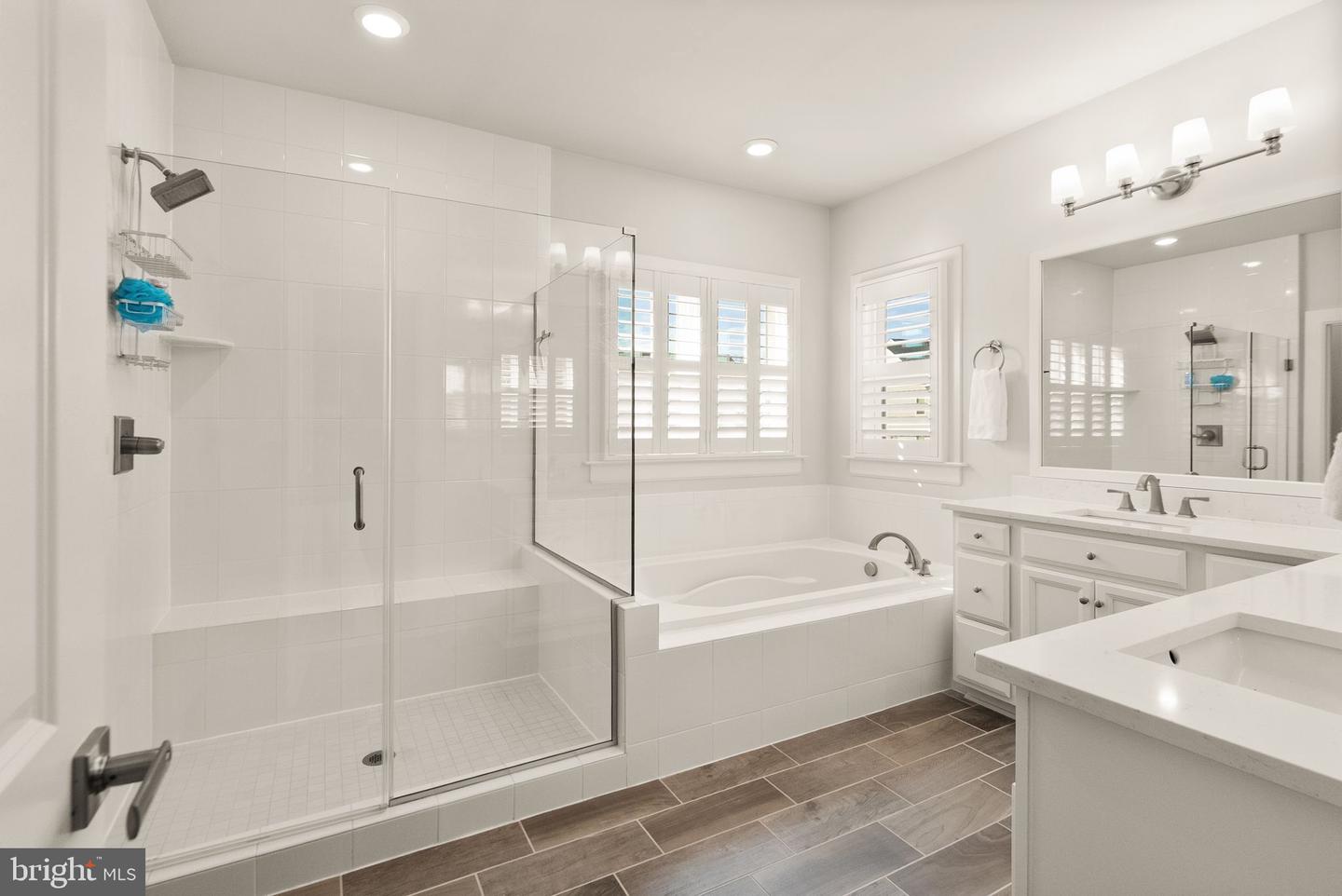 24275 SHINYLEAF CT, ALDIE, Virginia 20105, 5 Bedrooms Bedrooms, ,4 BathroomsBathrooms,Residential,For sale,24275 SHINYLEAF CT,VALO2108390 MLS # VALO2108390